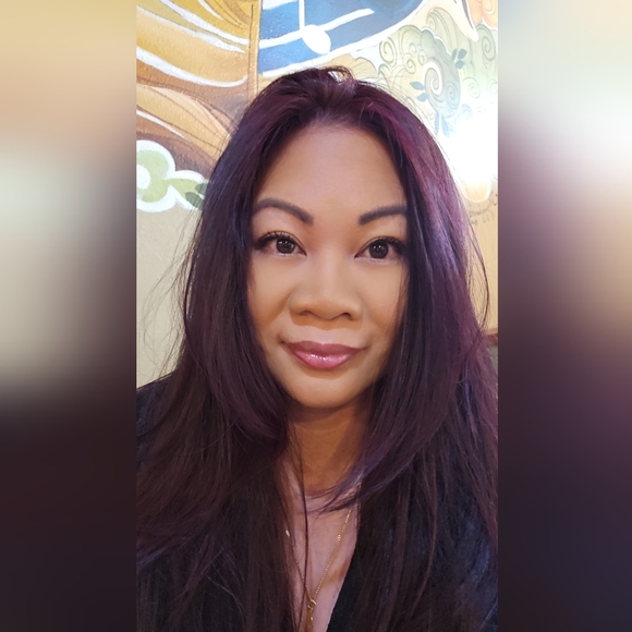 Meet your Posher, Simply - Picture 1 of 1